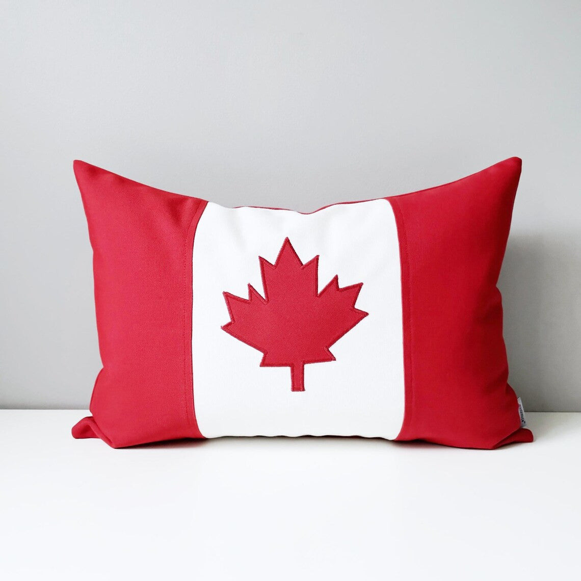 Canada Flag Sunbrella Pillow Cover, Maple Leaf Outdoor Sunbrella Cushion Cover